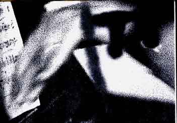mano99-00.jpg 